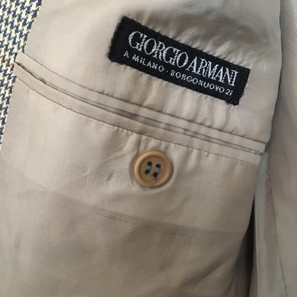 Vintage Giorgio Armani Men’s Blazer - Picture 6 of 8